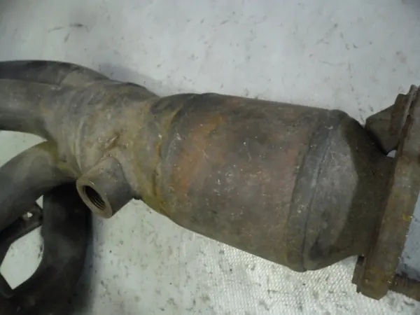Coletor de Escape Land Rover OEM 2000001644 Usado image 4