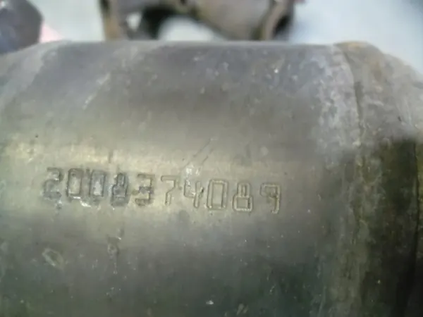 Coletor de Escape Land Rover OEM 2000001644 Usado image 6