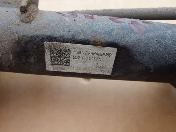 SEAT LEON III 2.0 TDI Ammortizzatore & Mozzo Anteriore Sinistro image 3