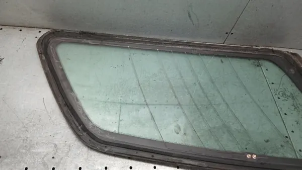 Karossglas höger bak OEM VOLVOMAR-140447 Volvo V50 image 6
