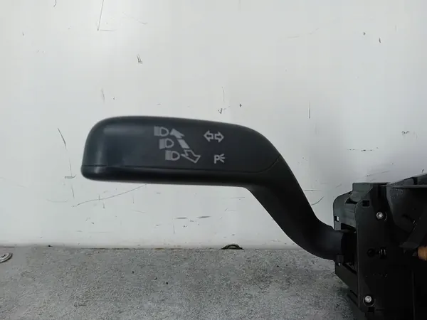 Gecombineerde schakelaar SEAT IBIZA IV 1.4 TDI image 2