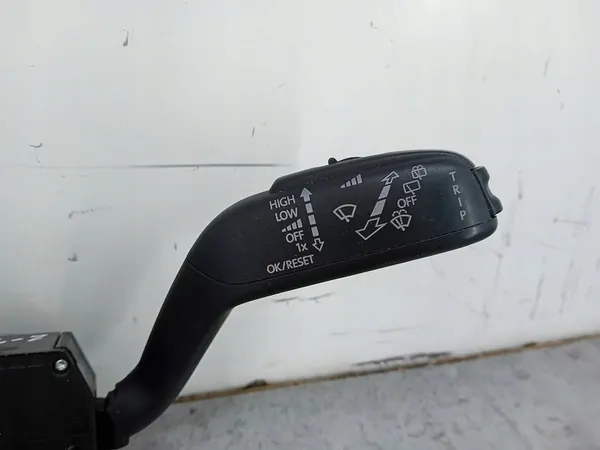 Gecombineerde schakelaar SEAT IBIZA IV 1.4 TDI image 3