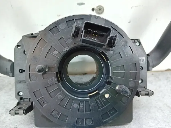 Gecombineerde schakelaar SEAT IBIZA IV 1.4 TDI image 4