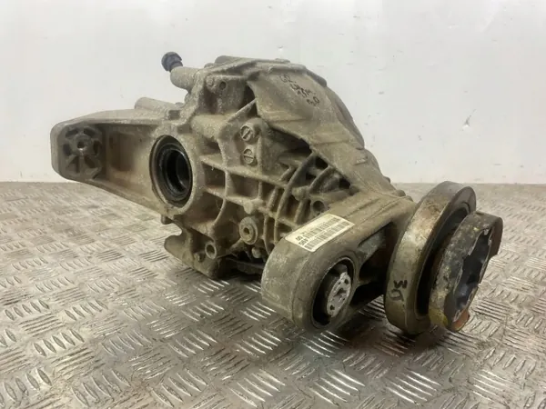 Jeep Bakaxel Differential OEM P68184737AB - Begagnad image 10