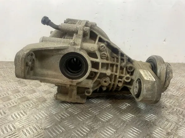 Jeep Bakaxel Differential OEM P68184737AB - Begagnad image 7