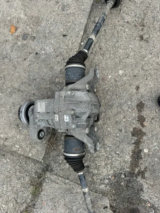 Pont Maserati Levante M161 4460310353 image 5
