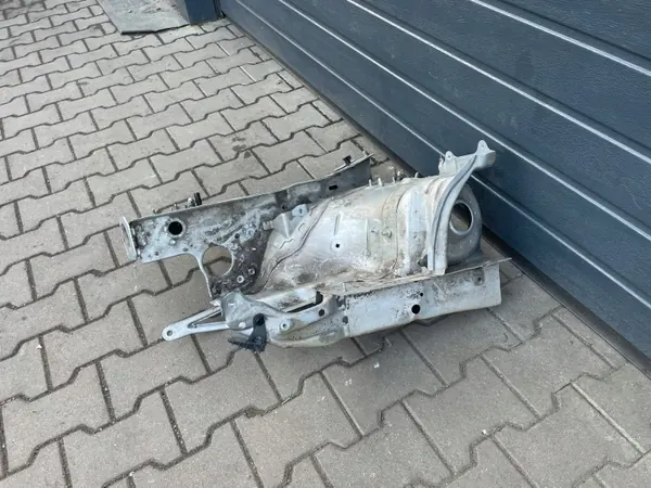 SEAT IBIZA J Vasen Kynnys OEM LS7Y - Käytetty image 3