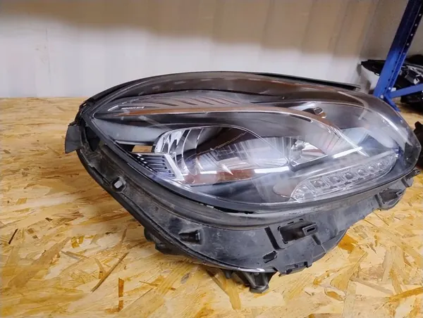 Full LED Koplamp Mercedes W212 LIFT A2128204939 A2128205039 image 8