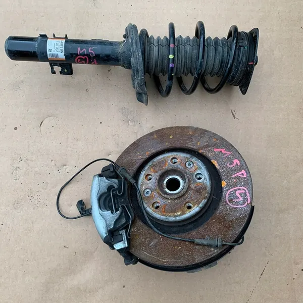 MEGANE V E-TECH Sospensione Anteriore Destra Snodo 543028154R image 2