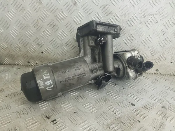 Support Filtre Huile Audi A4 B6 OEM 038115389 image 3