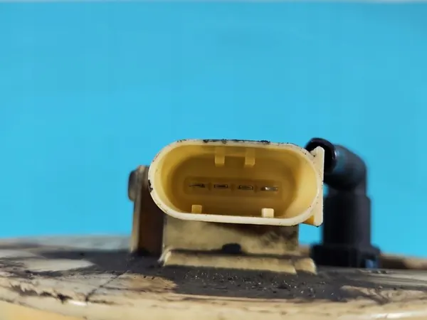 Bomba de Combustível VW Crafter 06- 2.5 TDI 2E0919050F image 4