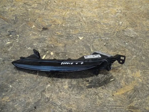 Rechter LED DRL Blinker OEM 261309232R Renault image 2
