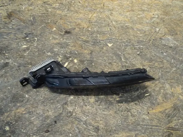 Rechter LED DRL Blinker OEM 261309232R Renault image 3