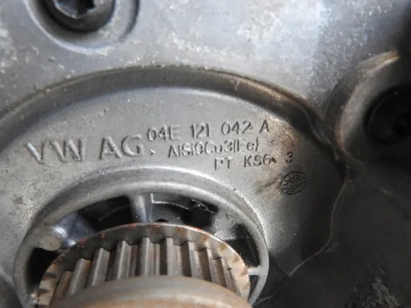 Komplett vattenpump VW Skoda 1.2TSi 1.4TSi 1.6TSi OEM image 3