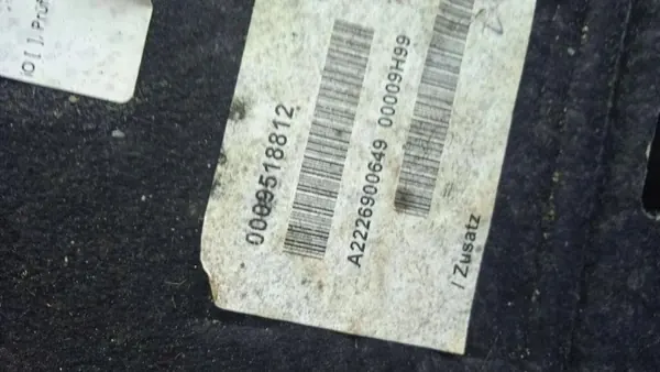 Estante de maletero Mercedes-Benz OEM A2226900649 Usado image 3