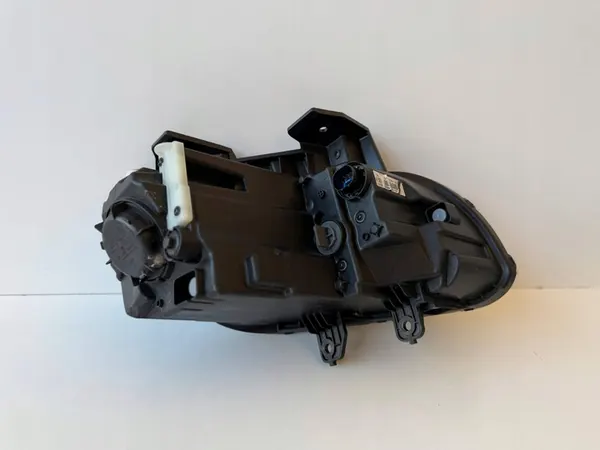Faros delanteros izquierdo HYUNDAI KONA LIFT 2020- image 3
