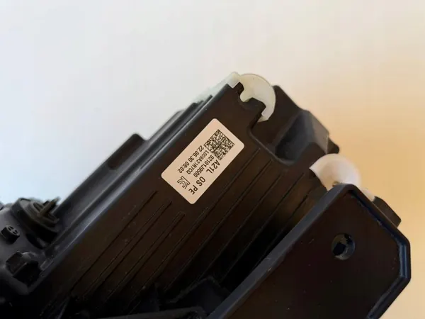 Faros delanteros izquierdo HYUNDAI KONA LIFT 2020- image 6