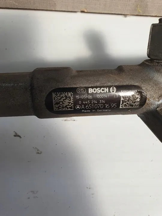 Riel de combustible Mercedes V-Class W447 2.2 CDI A6510701695 image 2