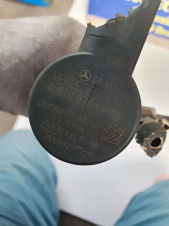 Riel de combustible Mercedes V-Class W447 2.2 CDI A6510701695 image 4