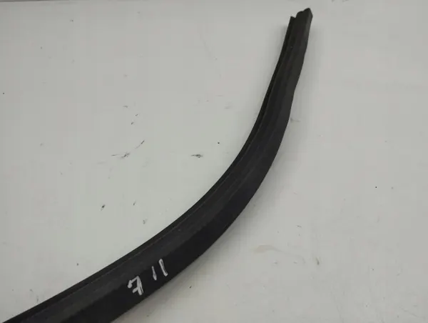 Opel Mokka B 2022 Motorhuvedichtning OEM AMD97337 image 3