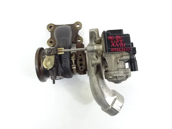 Turboaggregat VW GOLF VII LIFT 1.4 TSI 04E145721S image 2