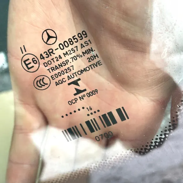 Pare-brise avant Mercedes CLA OEM A1768210111 2016 image 8