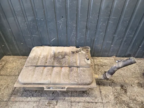 Brandstoftank OEM Zbiornik paliwa mercedes w123 kombi image 3