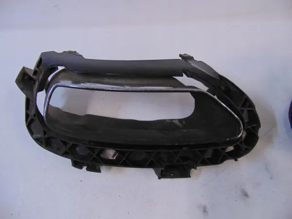 Audi A8 D3 Auspuffendstück OEM 4H0 - Gebraucht image 3