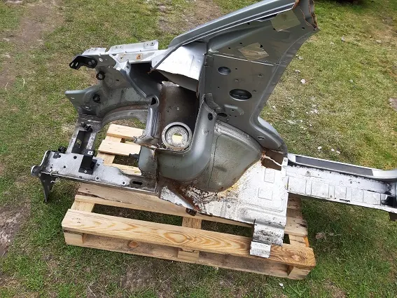 VW Multivan T6 Vasen Puolisuojus OEM - Käytetty Osasto image 6