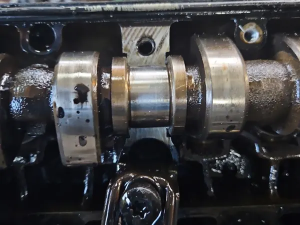 Mercedes Cylinderhuvud OEM 111945 för Vito W638 2.0 image 4