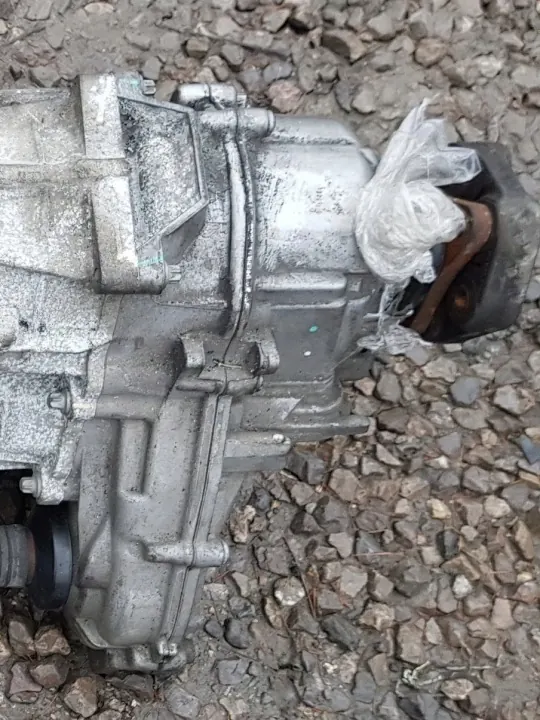 Redutor de caixa BMW OEM 7636180 para X3 F25 2.0D image 2