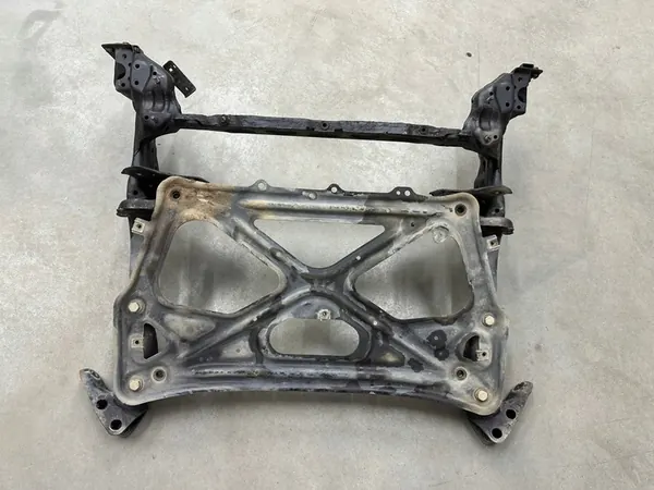 Sous-châssis avant Audi A6 C7 Quattro OEM 4H0399345Q image 10