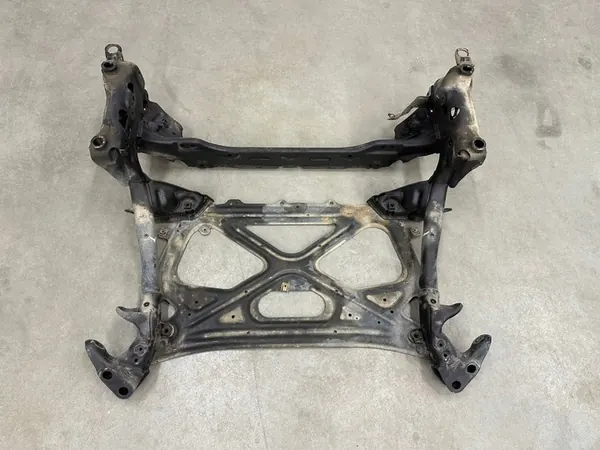 Sous-châssis avant Audi A6 C7 Quattro OEM 4H0399345Q image 3