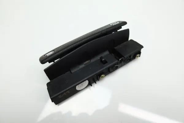 Mercedes W215 CL handskfackslås OEM 2156804639 image 10