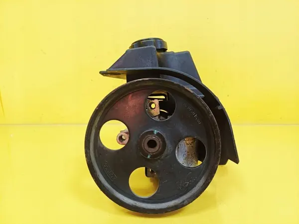 Pompe de direction OEM DRC100384 pour Peugeot 206 1.4 image 3