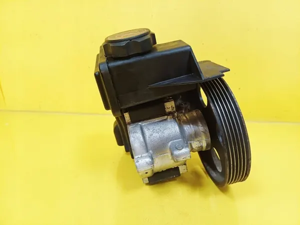 Pompe de direction OEM DRC100384 pour Peugeot 206 1.4 image 6