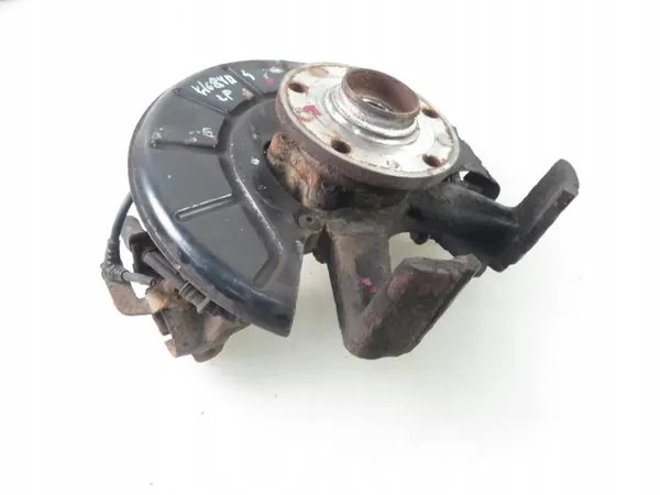 Mozzo anteriore sinistro VW Golf V 1.9 TDI PD 90 - BRU image 5