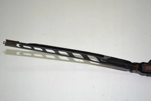 Braço do limpa-vidros direito OEM 7035103 BMW E60 E61 image 4