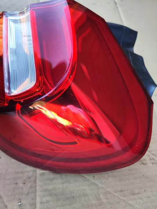 Luz Trasera Derecha Mercedes W156 GLA 2015 image 2