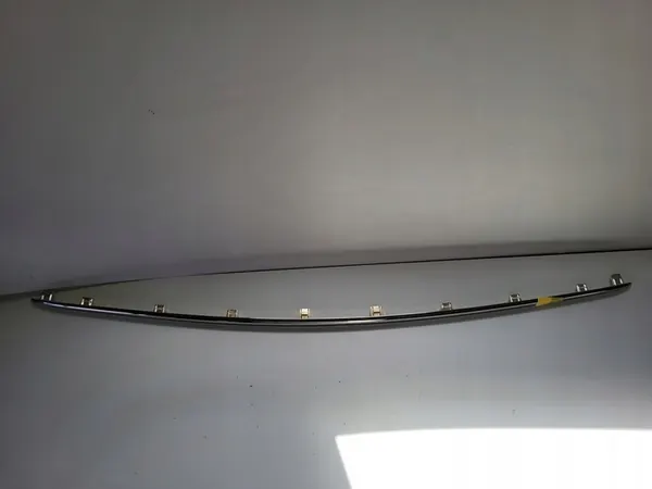 TOYOTA AURIS II 2 HB Takapuskuri Kromi 2015-2020 OEM image 3