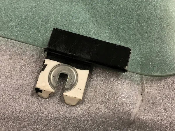 Vasen etuoven lasi Jeep Cherokee 2014 43R00128 image 2