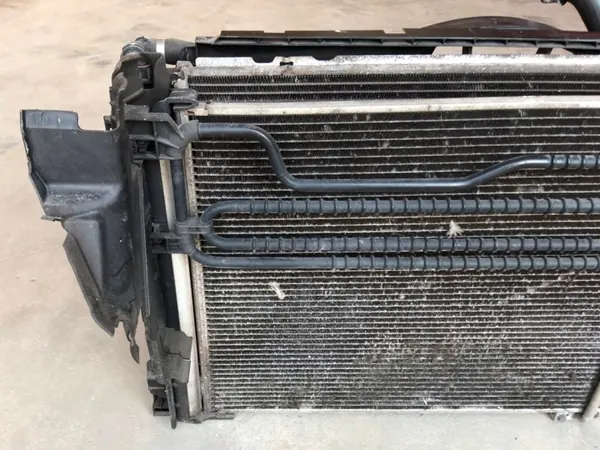 Kit Courroie Ventilateur Radiateur Avant OEM A2046090212 image 3