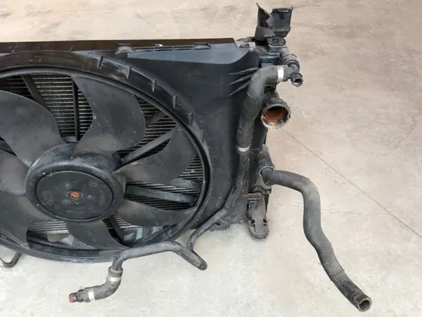 Kit Courroie Ventilateur Radiateur Avant OEM A2046090212 image 8