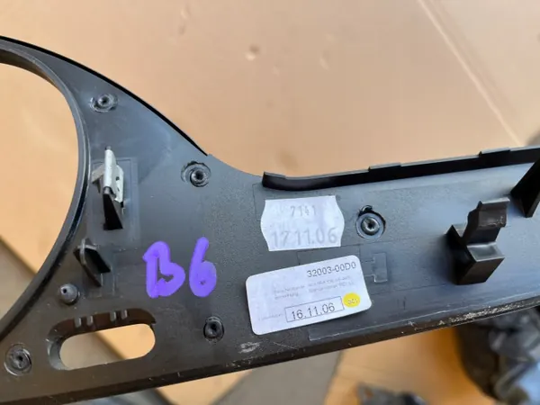 Cadre de Compteur OEM 31837-0200 Volkswagen image 4
