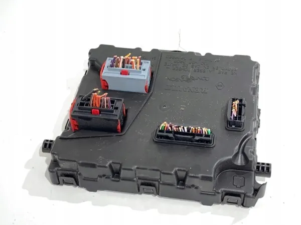 Module BCM OEM 284B18392R pour Renault Master III image 2