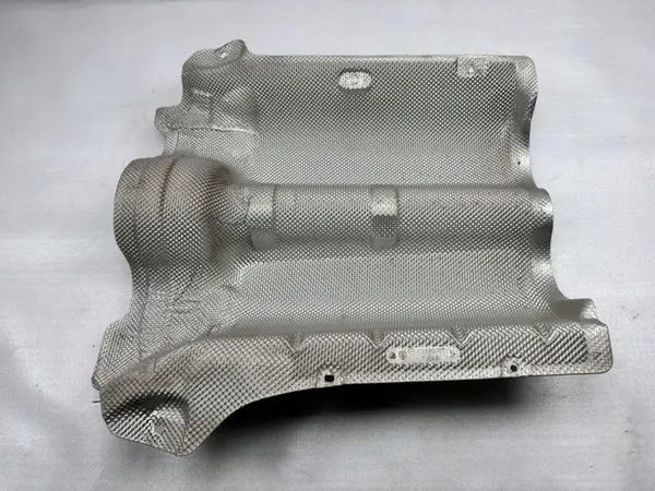 Escudo térmico usado OEM A2226823000 para Mercedes-Benz image 3