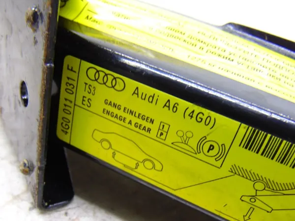 Macaco Audi OEM 4G0011031F para A6 A7 C7 - Usado image 3