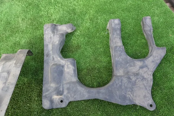 Lenkgetriebeabdeckung OEM 757394808/757394807 BMW X3/X4 image 8
