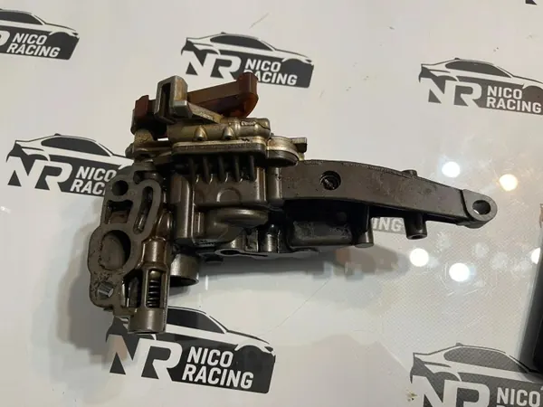 Mercedes-Benz Oliepomp OEM R2781810601 - Gebruikt image 3