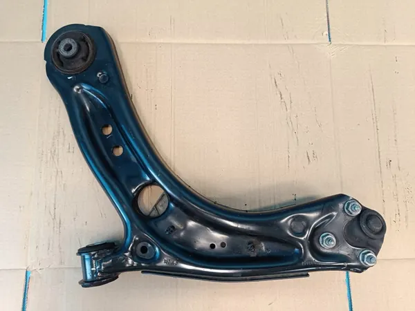 SKODA OCTAVIA IV COMBI 1.5 TSI 2021 Braccio di sospensione anteriore sinistro OEM image 2